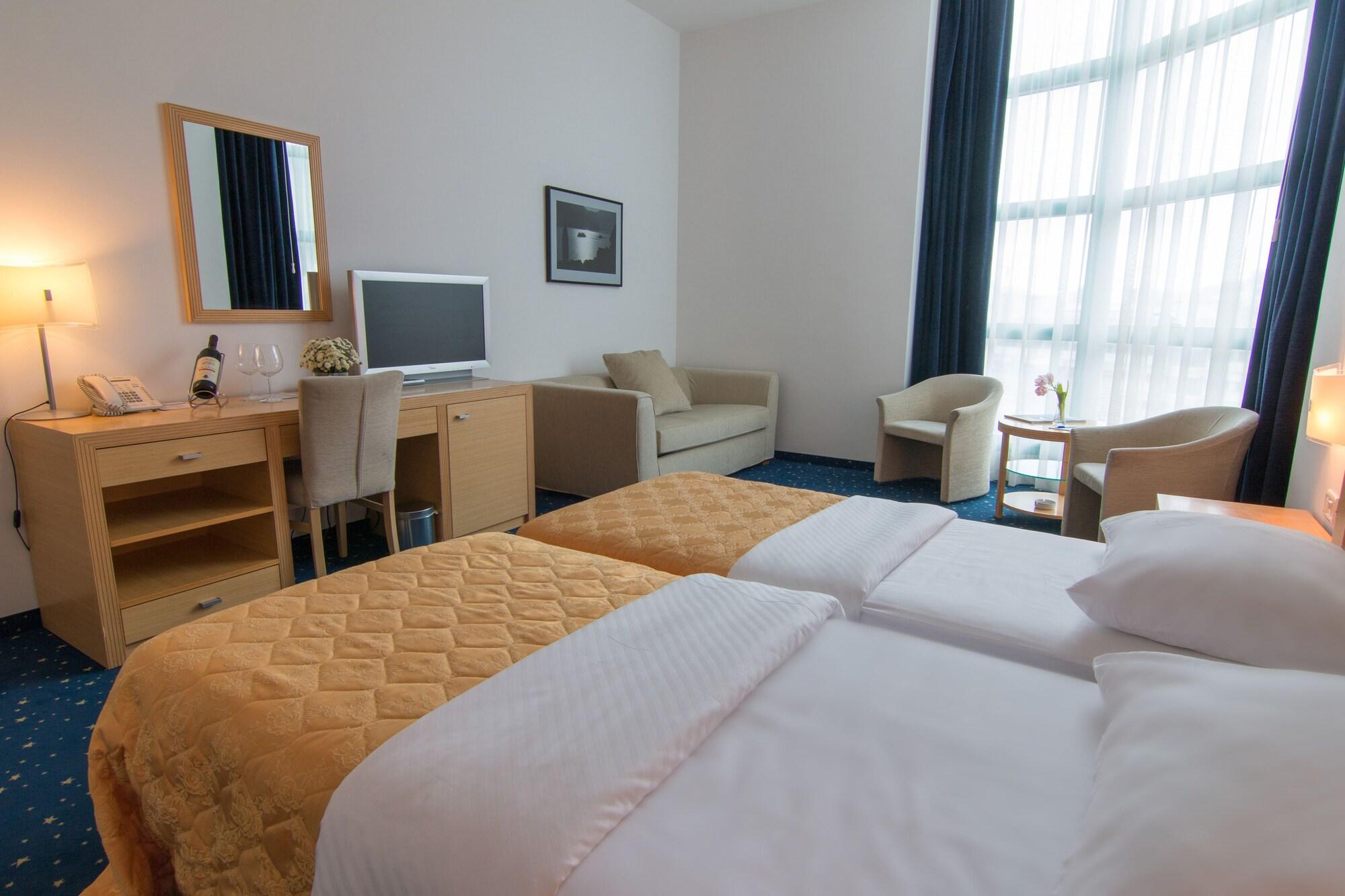 Hotel Blue Star Budva Exterior foto