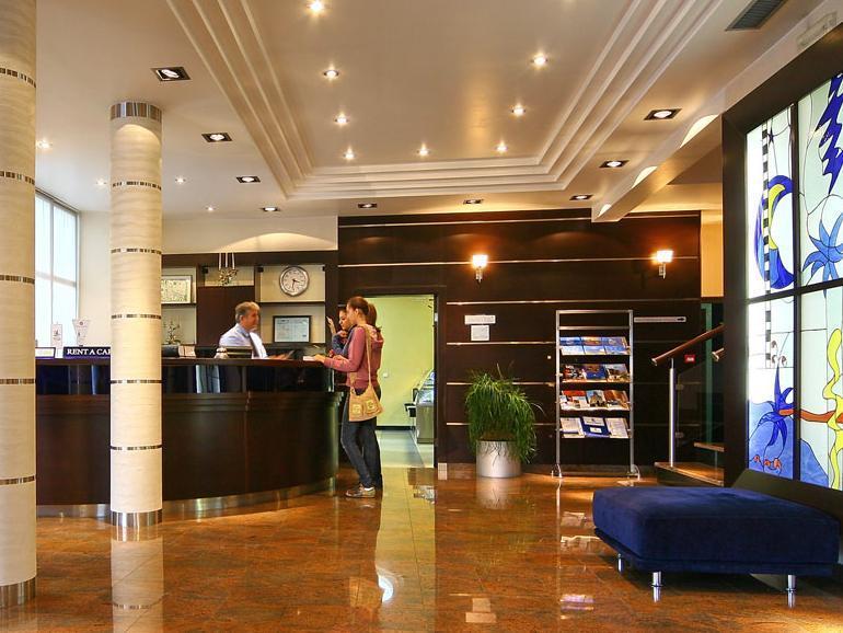 Hotel Blue Star Budva Exterior foto
