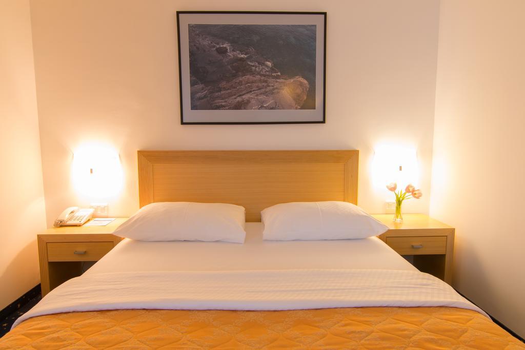 Hotel Blue Star Budva Exterior foto